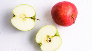 Health Benefits of Apples and Nutrition Facts