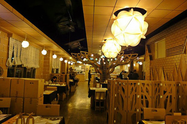 Most Interesting Restaurants In The World Cardboard Restaurant, Taiwan