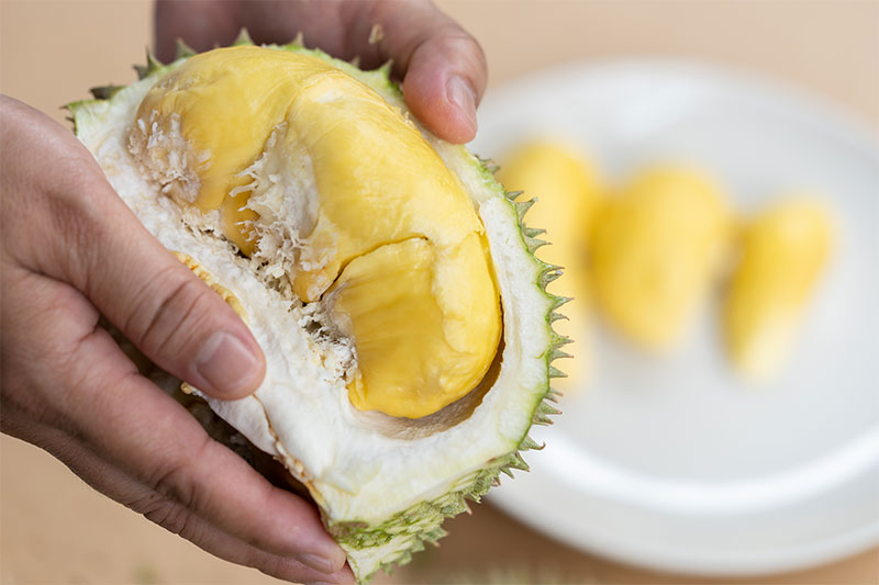 Iron Chef Bobby Flay can’t stand durian