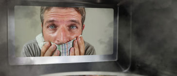 10 Foods That You Shouldn’t Reheat in A Microwave