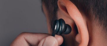 Why Should You Take Your Earphones Out And Allow Your Ears To Breathe?