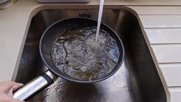 4 reasons why 99% Of Non-Stick Pans Should Be Binned