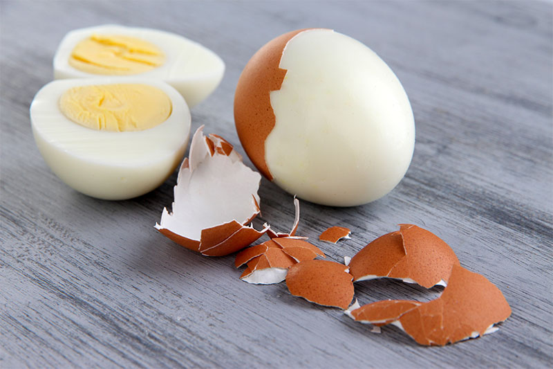 Hard-boiled eggs are not always safe