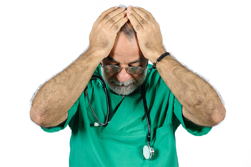 10 Worse Medical Mistakes done by Doctors & their Legal Consequences