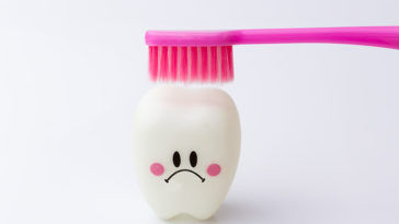 If you are making these 9 common dental hygiene mistakes you need to avoid them now