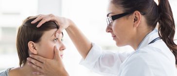 There Are Signs To Look For In Your Eyes That Mean You Must Get Your Lungs Checked